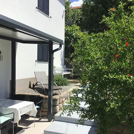 Kati Apartman Klenovica