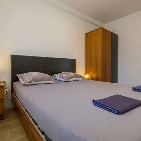 Kati Apartman Klenovica